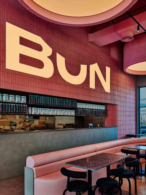 Burger Restaurant Design Interiors, Cafe Signage Design, Restaurant Ideas Design, Burger Restaurant Design, Lusail Qatar, Fast Food Restaurant Design, Pig Restaurant, Chinese Restaurant Design, Restaurant Lighting Design