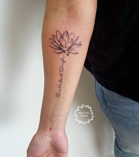 Jess Tattoos Flower And Name Tattoo, Tattoo Lotus Flower, Name Flower Tattoo, Lotus Flower Tattoo Meaning, Water Lily Tattoos, Butterfly With Flowers Tattoo, Name Tattoos For Moms, Tattoo Lotus, Lotus Tattoo Design