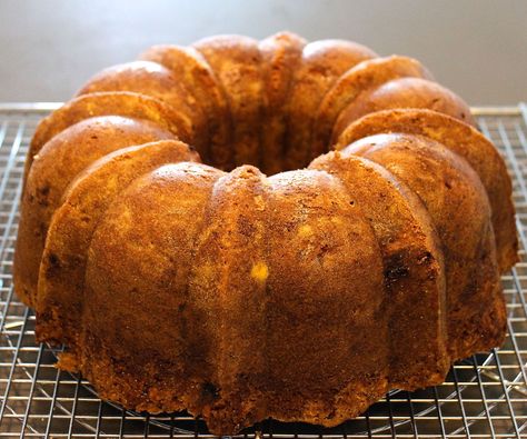 Sherry Cake, Apple Sour Cream Cake, Coffee Cake Bundt, Classic Coffee Cake, Apple Coffee Cake, Cake Bundt, Baking Contest, Apple Coffee, Coffee Cake Recipes Easy