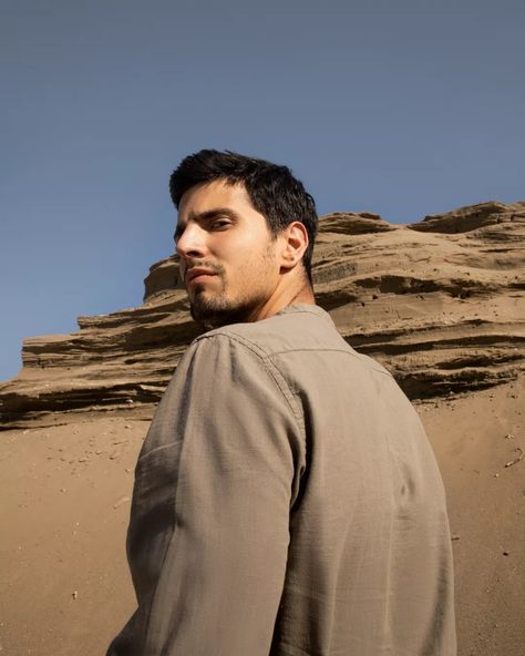 Desert Men Photography, Men Desert Photoshoot, Desert Aesthetic Fashion Men, Morocco Photoshoot, Desert Portraits, Desert Fashion Editorial, Photoshoot Desert, Spotify Profile, Dubai Fashion Week