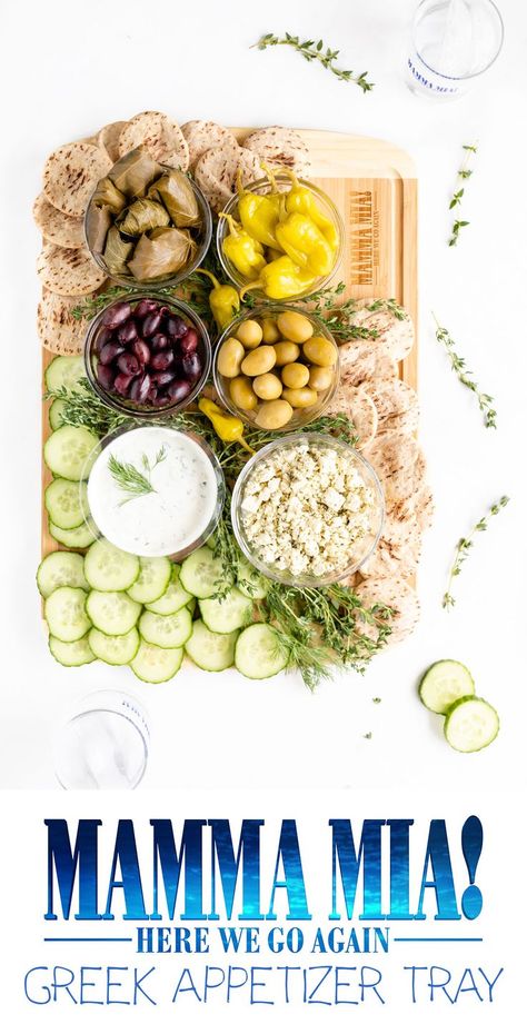 Greek appetizer tray Appetizer Tray Ideas, Appetizer Charcuterie Board, Greek Appetizer, Tandoori Paneer, Vegan Pizza Recipe, Greek Appetizers, Greek Dinners, Green Chile Chicken, Appetizer Tray