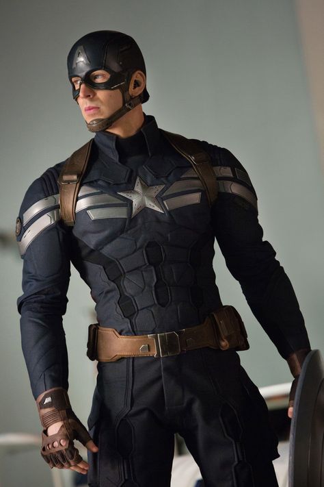 Capitan America Winter Soldier, Winter Soldier Costume, Caption America, Famous Brothers, Captain America Suit, Captain America Jacket, Soldier Blue, Captain Rogers, Captain America The Winter Soldier