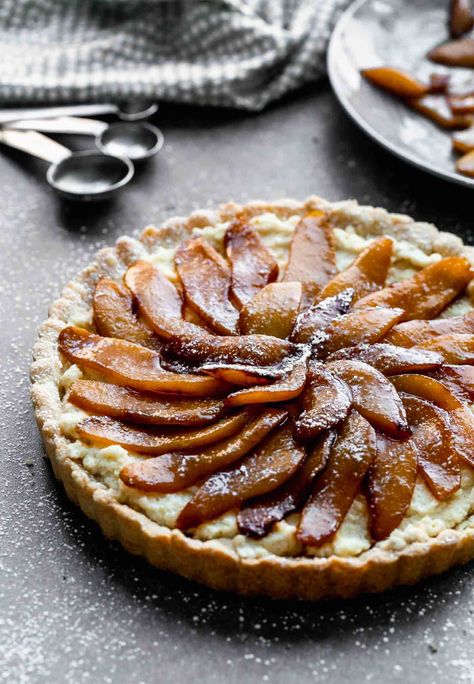 Pear and Mascarpone Tart with Almond Shortbread Crust: A simple tart with a nutty shortbread crust, creamy mascarpone filling and a sweet pear topping. Autumn Sweets, Mascarpone Tart, Crostata Recipe, Almond Shortbread, Strudel Recipes, Baking Techniques, Dream Cafe, Pear Tart, Sweet Pies