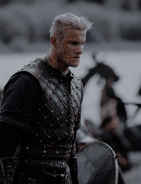 Targaryen Character Inspiration, Viking Face Claim Male, Aegon The Conqueror Face Claim, Targaryen Male Aesthetic, Targaryen Men Art, Targaryen Prince Aesthetic, Targaryen Male Face Claim, Targaryen Men Face Claims, Male Targaryen Face Claim