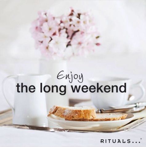 Long Weekend Quotes, Old Friend Quotes, Goog Morning, New Home Quotes, Weekend Images, Happy Long Weekend, Sunday Blessings, Weekend Days, Morning Memes