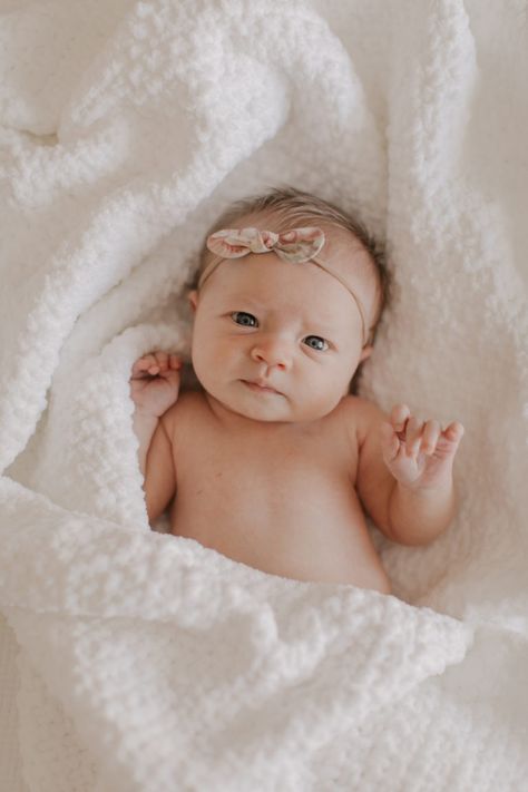 How To Take Newborn Pictures, Doing Your Own Newborn Photos, Newborn Photos To Take, Boho In Home Newborn Session, 3 Week Newborn Photos, Cute Newborn Photos, Cute Newborn Pictures, Indoor Newborn Photography Home, Newborn Photo Shoot Ideas At Home Diy