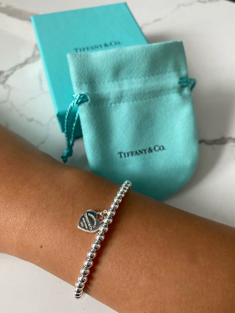 Tiffany Bracelet, Tiffany Bracelet Silver, Silver Bracelet Stack, Tiffany And Co Jewelry, Tiffany Bracelets, Cute Gifts For Friends, Tiffany Jewelry, Jewelry Tattoo, Jewelry Essentials