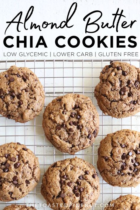 Chia Cookies, Low Glycemic Snacks, Low Glycemic Desserts, Low Glycemic Diet, Almond Butter Cookies, Low Glycemic Foods, Banana Drinks, Postre Keto, Boiled Egg Diet Plan