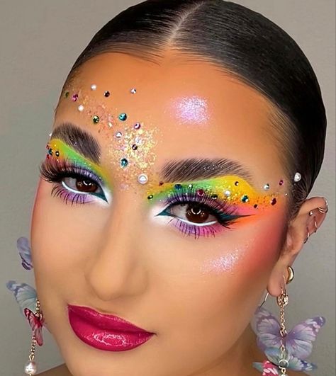 Carnival Makeup Caribbean, Arabic Make-up, Makeup Carnaval, Make Carnaval, Drag Make-up, Carnival Makeup, Makeup Face Charts, Face Art Makeup, Rave Makeup