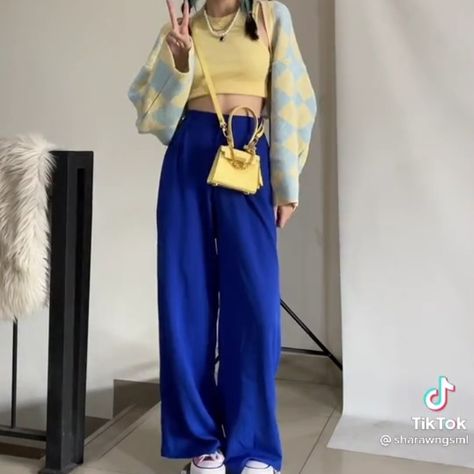 Ny Party, Color Combos Outfit, Color Blocking Outfits, Style Korea, Muslim Fashion Outfits, Outfit Hijab, Ootd Style, Casual Chic Outfit, Blue Pants