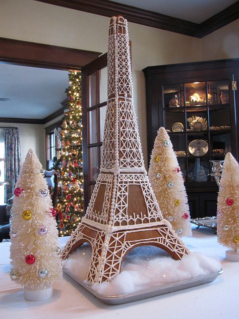 Gingerbread Architecture, Gingerbread Competition, Cool Gingerbread Houses, Traditional Christmas Cookies, Ginger House, Gingerbread Dough, Gingerbread House Designs, Gingerbread House Cookies, Gingerbread Village