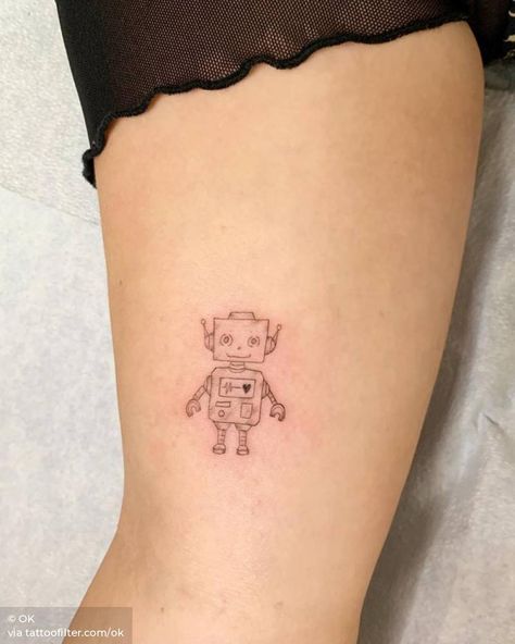 Mini Robot Tattoo, Robot Tattoo Ideas, Cute Robot Tattoo, Robot Tattoo Cute, Robot Tattoo Design, Tattoo Flamingo, Traditional Sailor Tattoos, Robot Tattoo, Nature Tattoo Sleeve