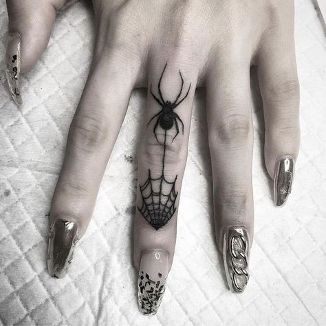 Tattoos For Women Delicate, Tattoo Designs Symbols, Finger Tattoos For Women, Fingers Tattoo, Wedding Rings For Couples, Simple Finger Tattoo, Meaningful Symbols, Finger Tattoo For Women, Finger Tats