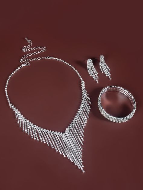 Luxury Formal Jewelry Sets For Festivals, Luxury Glamorous Rhinestone Necklace For Party, Silver Glamorous Jewelry Sets For Evening, Luxurious Silver Party Jewelry Sets, Luxury Rhinestone Metal Necklace For Party, Most Expensive Jewelry, Luxury Diamond Jewelry, Bride Jewelry Set, Fringe Jewelry