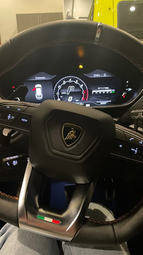 Lamborghini Urus Interior, Lamborghini Interior, Aventador Lamborghini, Luxury Lifestyle Couple, مرسيدس بنز, New Luxury Cars, Lamborghini Countach, Story Ideas Pictures, Luxury Lifestyle Dreams