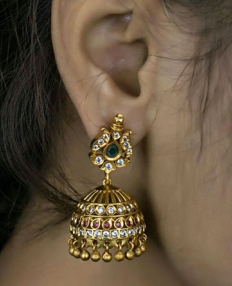 Sparkling Fashion: Gold Jhumka Earring designs latest 2019/ Gold buttalu Buttalu Earrings Gold, Gold Jhumka Earrings, Wedding Jewellery Collection, Gold Jewelry Earrings, Gold Bangles Design, Gold Jewelry Simple, Gold Jewellery Design Necklaces, Bridal Gold Jewellery Designs, Jewelry Design Earrings