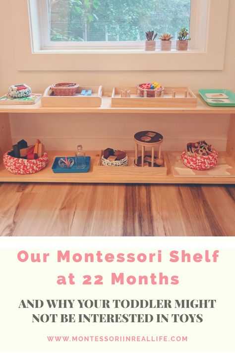 Montessori Organization Ideas, Montessori Shelf Diy, Montessori Shelf Ideas, Montessori Stickers, Montessori Shelf 12 Months, Montessori Toddler Shelves, Toddler Montessori Shelf, Baby Montessori Shelf, Montessori Baby 6-12