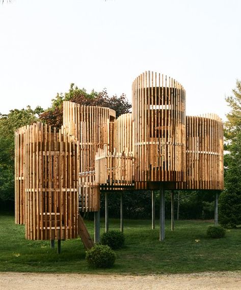 VSA playfully clusters its floating 'outside-in pavilion' in watermill, new york Outdoor Stage Architecture, Wood Pavilion Architecture, Elevated Pavilion, Sustainable Pavilion, Floating Pavilion Architecture, Beach Pavilion Architecture, Floating Structure Architecture Water, Wooden Pavilion, Karuizawa