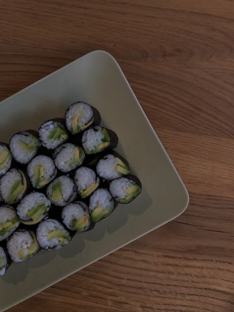 #yum #aesthetic #food Cucumber Sushi, Food Food, Aesthetic Food, Dark Aesthetic, Vegan Vegetarian, Food Blogger, Cucumber, Vegetarian Recipes, Avocado