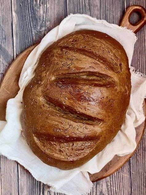 Rye Bread For Bread Machine, Rye Bread Bread Machine Recipe, Rye Bread In Bread Machine, Bread Maker Rye Bread Recipe, Bread Machine Rye Bread Recipe Simple, Recipes For Bread Maker Machine, Rye Bread Machine Recipes, Rye Bread Recipe For Bread Machine, Bread Machine Rye Bread