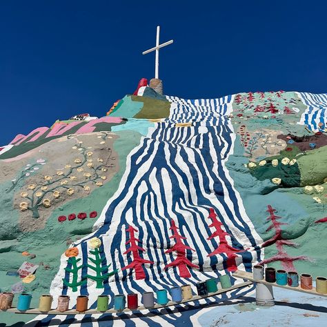 summer of the west coast Salvation Mountain, It Doesn't Matter, Doesn't Matter, Keep On, Road Trips, West Coast, My Photos, Fair Grounds, Road Trip