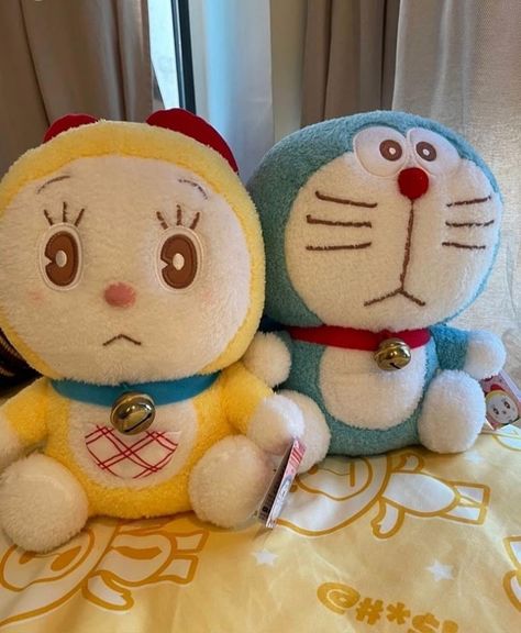 Doraemon Things, Doraemon Pfp, Honey For Acne, Doraemon Cartoon, Japanese Store, Cute Love Cartoons, Music Love, Toy Boxes, Soft Toy