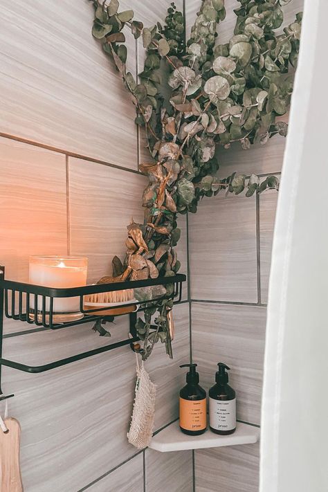 Greenery In Shower Bathroom, Eucalyptus Bathroom Theme, Bathroom Spa Aesthetic, Eucalyptus Shower Head Aesthetic, Eucalyptus In Shower Bathroom, Day Spa Decor Ideas, Eucalyptus Shower Head, Bathroom Eucalyptus, Leaves Bathroom Decor