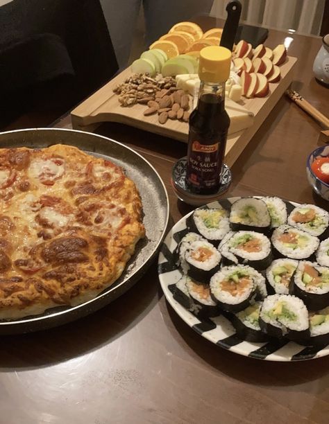 #pizza #sushi #snack #night Pizza Sushi, Pizza, Snacks, Pizzas