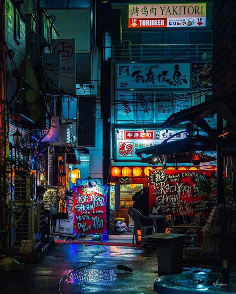 Photography around Tokyo, Japan. #cyberpunk #tokyo #rain #night #japan Tokyo Rain, Japan Cyberpunk, Tokyo Underground, Tokyo At Night, Rain Night, Japan Night, Tokyo Night, Cyberpunk Anime, Night Market