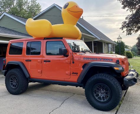 Burnt Orange Jeep Wrangler, Jeep High Tide, Jeep Wrangler High Tide, Orange Jeep Wrangler, Orange Jeep, Black Jeep Wrangler, Jeep Adventure, Jeep Wrangler Lifted, Black Jeep