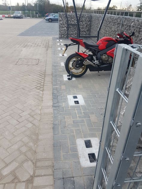 Motorcycle Parking Design, Real Estate Study, Bike Parking Design, Bike Work Stand, Motorcycle Parking, Trip Design, Bike Cafe, Park Signage, Ground Anchor