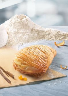 Sfogliatelle (Italian Flaky Pastry with Citron Ricotta Filling). » My favorite dessert of ALL time!!! Sfogliatelle Italian Pastries, Sfogliatelle Recipe, Ricotta Filling, Italian Pastries, Lobster Tail, Italian Pastry, Favorite Dessert, Flaky Pastry, Italian Cookies