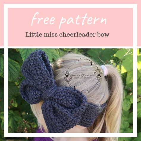 Free headband pattern – written and video tutorial Crochet Bow Ear Warmer, Crochet Bow Headband Pattern Free, Crochet Headband With Bow, Crochet Ear Warmer With Bow, Knitted Headband With Bow, Crochet Bow Headband, Crochet Baby Bow Headband, Free Headband Patterns, Baby Booties Free Pattern