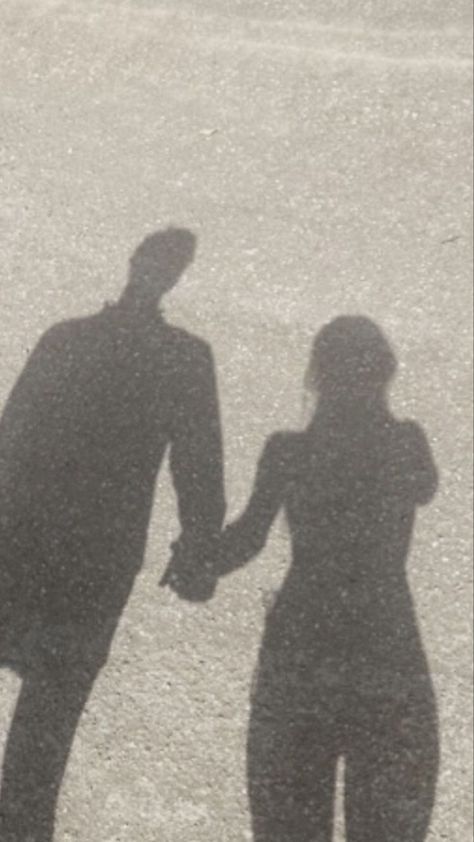 Aesthetic Shadow, Couple Shadow, Shadow Pictures, Robert Pattinson, Couple Aesthetic, Cute Couple Pictures, Couple Pictures, Diy Beauty, Vision Board