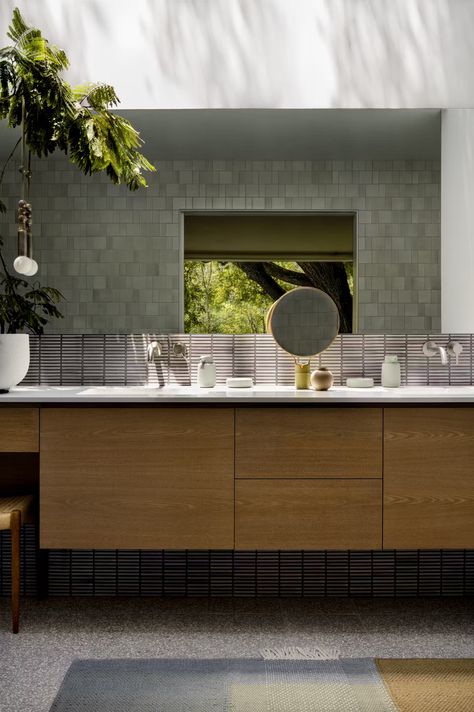 Photo 72 of 202 in Sonya Robbins Hoffmann’s Saves from Before & After: In the East Bay, a Tumbledown Midcentury Turns Over a New Leaf - Dwell Tipu Tree, Floor Ceramic, Oak Timber Flooring, Oregon House, Terrazzo Floors, Drop In Sink, Midcentury Home, The Local Project, Terrazzo Flooring