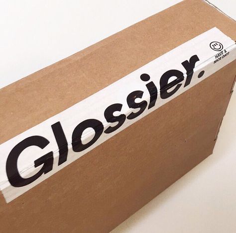 Skin first. Makeup second. Glossier—beauty products for real life. 😀👋 Glossier Box, Glossier Branding, Glossier Packaging, Box Bag Packaging, Glossier Skincare, Glossier Beauty, 보고서 디자인, Ecommerce Packaging, Packaging Tape