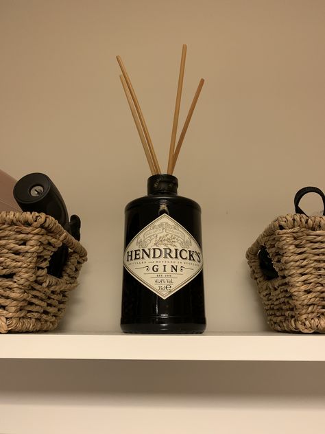 Empty bottle reed diffuser Wine Bottle Art Diy Home Decor, Hendricks Gin Bottle Ideas, Empty Bottle Ideas Decor, Empty Alcohol Bottle Crafts, Empty Liquor Bottle Ideas, Empty Liquor Bottles, Homemade Reed Diffuser, Alcohol Bottle Crafts, Liquor Bottle Crafts