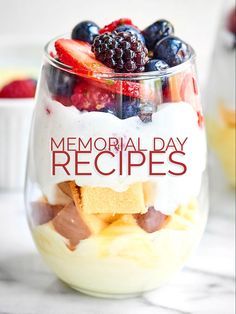 Easy Memorial Day Recipes Cheesy Garlic Crescent Rolls, Garlic Crescent Rolls, Yummy Recipes For Dinner, Crunchy Baked Chicken, Buttermilk Chicken Tenders, Fireworks Party, Best Bbq Chicken, Big Fireworks, Crispy Oven Fried Chicken