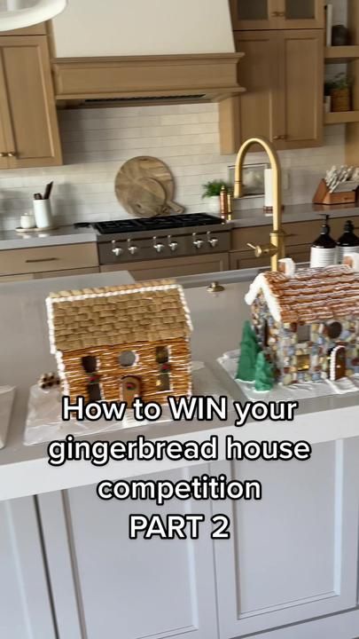 Judy’s Gingerbread on TikTok Diy Gingerbread House Templates, Cute Easy Gingerbread House Ideas, Homemade Gingerbread House Recipe, Gingerbread Mansion Ideas, Gingerbread House Tips And Tricks, Gingerbread House Window, Gingerbread Houses Ideas, Fondant Snowflakes, Kids Gingerbread House