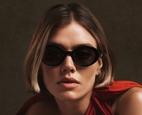 Oliver Peoples debuts its fall-winter 2024 campaign with model Joanna Halpin. Photo: Luis Alberto Rodriguez / Oliver Peoples  Fall 2024 Eyewear: Oliver Peoples is putting craftsmanship at the forefront with its fall-winter 2024 campaign, ‘By Design.’ Blending the art of Japanese manufacturing with the effortless style of Los Angeles, the iconic sunglasses brand showcases a fusion of precision and relaxation. Joanna Halpin, Iconic Sunglasses, Sunglasses Brand, Rich Color Palette, Oliver Peoples, Optical Frames, Studio Portraits, Sunglasses Branding, It's Fall