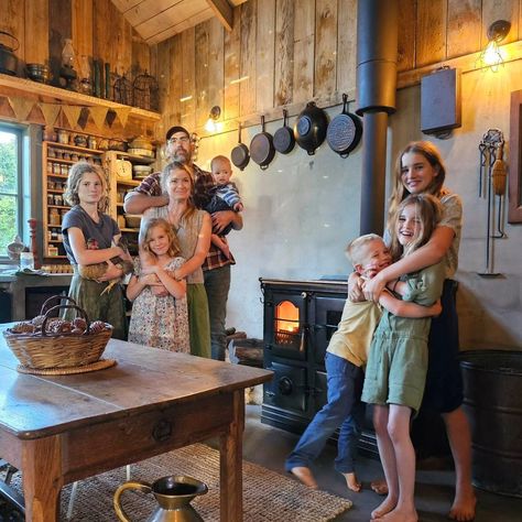 Homewood Stoves | Our little home on the mountain 🔥 Little snippets from my day, with the little people I love ❤️ ~Janie x #homestead #offgrid #rustic… | Instagram Dream Family, Country Lifestyle, Future Mom, Village Life, Marriage And Family, Dream Lifestyle, Kids Corner, Good Wife, Cute Family