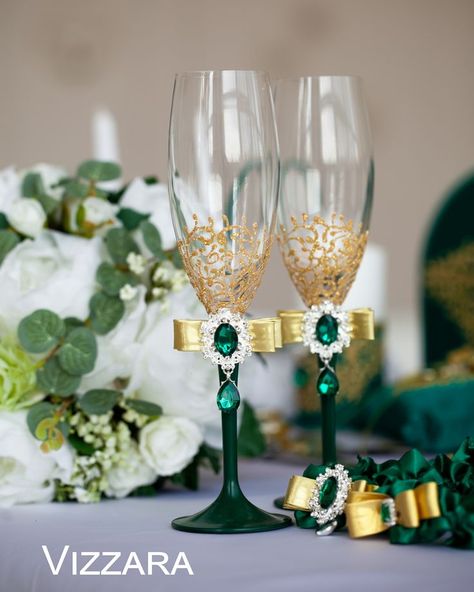 Emerald Green And Gold Wedding, Green And Gold Wedding, Gold Weddings, Emerald Green And Gold, Wedding Green, Unity Candle Sets, Champagne Flute Set, Wedding Personalized, Flower Girl Baskets