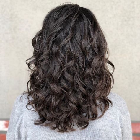 Medium Length Haircut 2b Hair, Mid Length Curly Hair With Layers Bangs, Wavy Hair Naturally Medium Length, Sholder Length Hair Styles With Layers Curls Medium Curly, Curly Medium Brown Hair, Perm For Mid Length Hair, Mid Length Curly Wavy Hair, Mid Length Perm, Medium Length 2b Hair