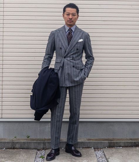 Men's Grey Suits, Charcoal Grey Suits, Pinstripe Pants Outfit, Explore Outfit, Gray Suits, Grey Pinstripe Suit, Grey Suits, Grey Suit Men, Suits Style