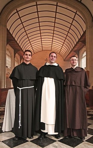 Three Friars - Three different orders - Franciscan, Dominican, Carmelite. All in Oxford. Dominican Friar, Catholic Orders, Franciscan Friar, Monastic Life, Catholic Priest, Bride Of Christ, Holy Father, Religious Images, Religious Education