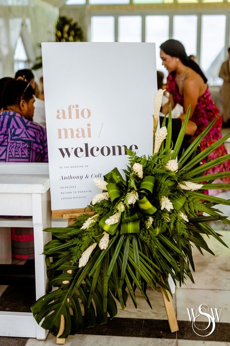 Discover this bilingual wedding sign, perfect for a destination wedding in Samoa, set in a beautiful chapel by the sea. Samoan Decorations, Samoan Wedding Ideas, Samoan Wedding Decorations, Wedding Planning Destination, Samoan Wedding, Polynesian Wedding, Hawaiian Weddings, Wedding Church Decor, Auckland Wedding