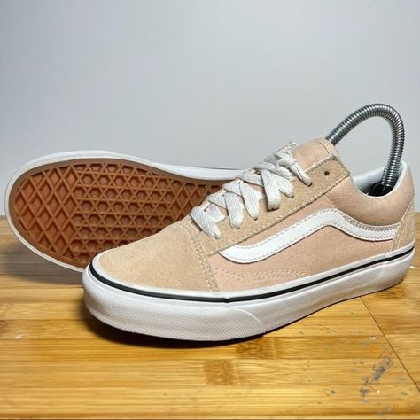 Vans Old Skool Pro Low in Peach 4.5M/6W Vans Old Skool, Vans Old Skool Sneaker, Old Skool, Vans Shoes, Vans Sneaker, Size 4, Sneakers, Color