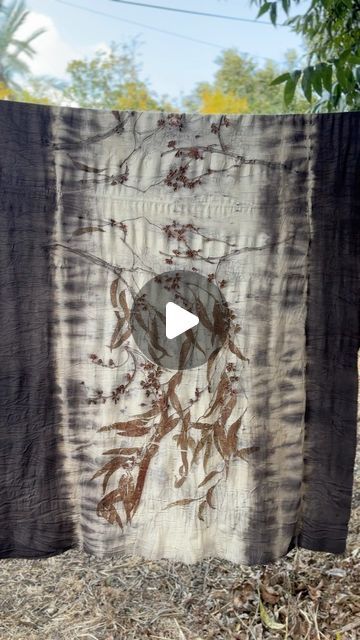 Irit Dulman 🍂 Ecoprint Online and Retreats on Instagram: "Cozy up with a touch of nature 🍂✨ Watch as pecan-dyed wool meets eucalyptus prints, turning a simple piece of fabric into a winter masterpiece. Just in time for the chilly days ahead! ❄️ Would you try this for your next project?  #ecoprint #ecoprinting #naturaldye #WoolBlanket #CozyHome #HandmadeWithLove #WinterCrafts #PecanDye #EucalyptusPrint #SlowCraft #NatureInspiredArt #ArtisanCrafts #EcoFriendlyArt #TextileArt #ColdWeatherEssentials #NaturePrinting #EcoPrintingRevolution" Eucalyptus Prints, Eco Friendly Art, Eco Print, Eco Printing, Winter Crafts, Natural Dyes, Cozy House, Textile Art, Nature Inspiration