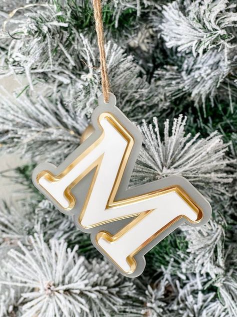 Laser Cut Christmas Ideas Acrylic Laser Cut Design, Acrylic Christmas Ornaments, Christmas Personalised, Laser Cut Christmas, Magic Theme, Letter Ornaments, Christmas Festivities, Christmas Traditions Family, Traditional Ornaments