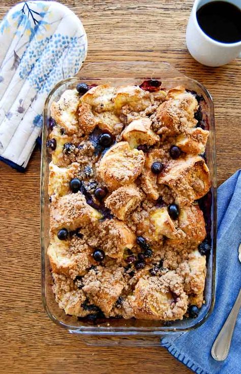 Overnight Blueberry Crumble French Toast Casserole - the perfect make ahead breakfast for Christmas morning!  #overnightbreakfast #makeaheadbreakfast #frenchtoastcasserole #blueberryfrenchtoast #blueberryfrenchtoastcasserole #frenchtoastcasserolerecipe #holidaybreakfast #christmasbreakfast #christmasmorning #easybreakfast #nofussbreakfast #easyfrenchtoastcasserole #makeaheadfrenchtoastcasserole Baked Brioche French Toast, Overnight Brioche, Easy French Toast Casserole, Brioche French Toast Casserole, Make Ahead French Toast, Egg Breakfast Recipes Easy, Easy Yummy Breakfast, Easy Breakfast Sandwich, Breakfast Overnight